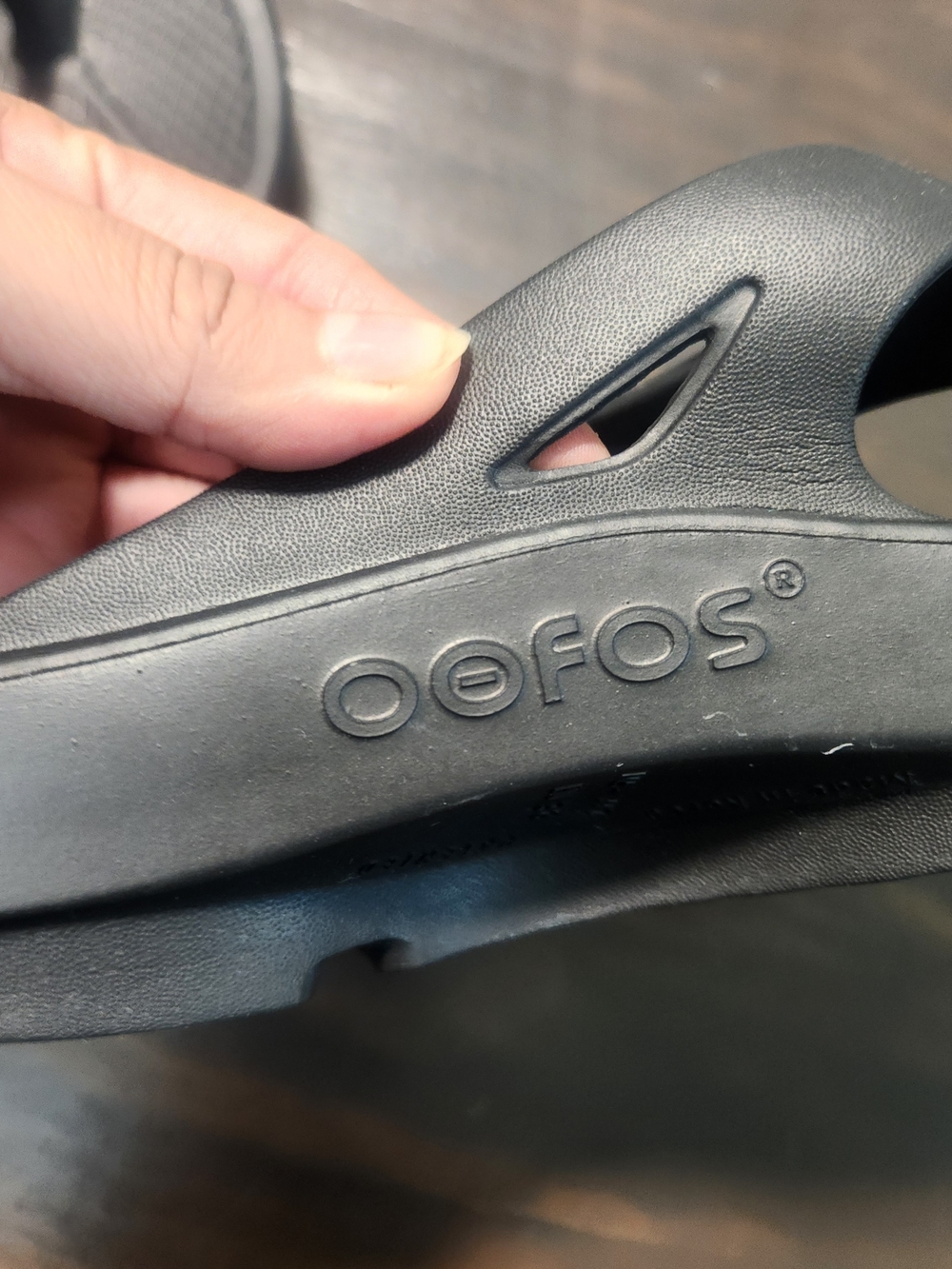 OOFOS OOriginal Recovery Flip Flop Thong Sandals Black Women's Size 7 - Picture 9 of 9